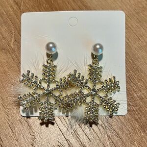 Rhinestone sparkle Snowflake & pearl winter holiday Christmas earrings